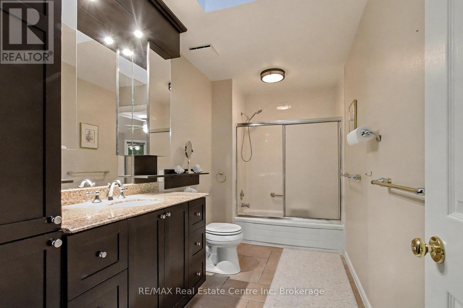 3 - 5 Marilyn Drive, Guelph, Ontario  N1H 1G9 - Photo 19 - X12527592