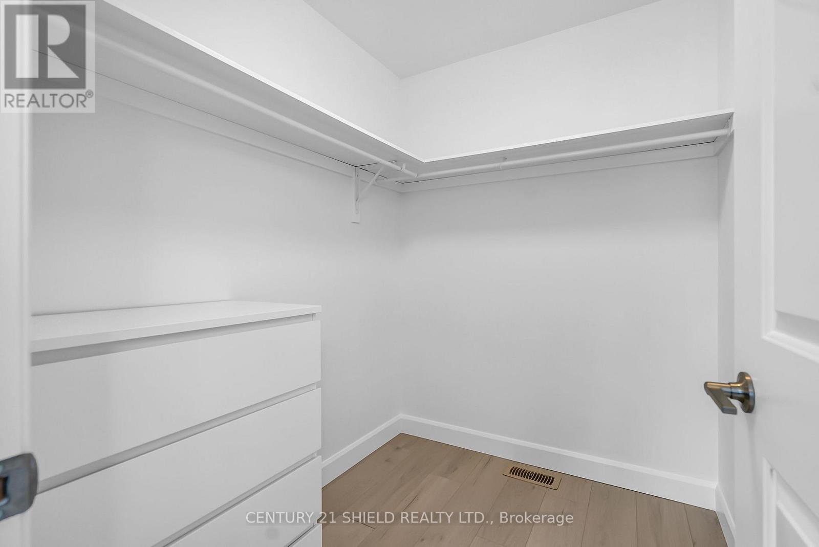 34 Forrester Way, South Stormont, Ontario  K0C 1P0 - Photo 12 - X12527646