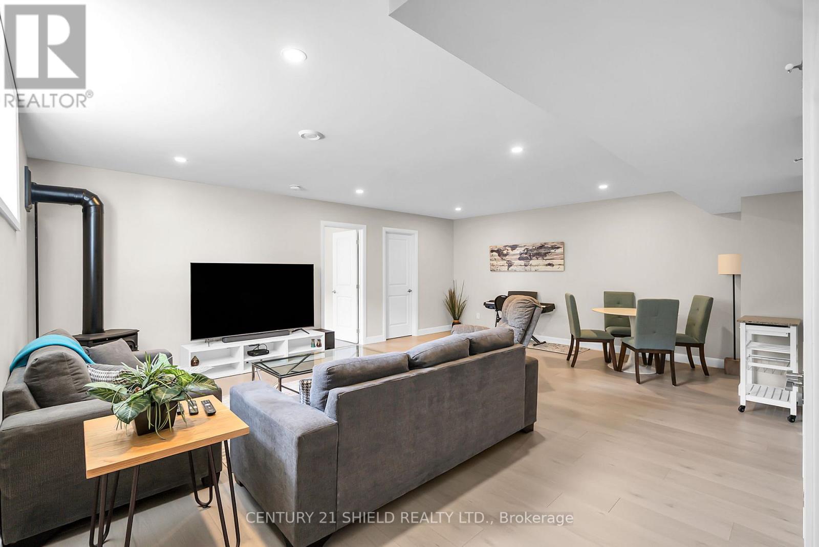 34 Forrester Way, South Stormont, Ontario  K0C 1P0 - Photo 17 - X12527646