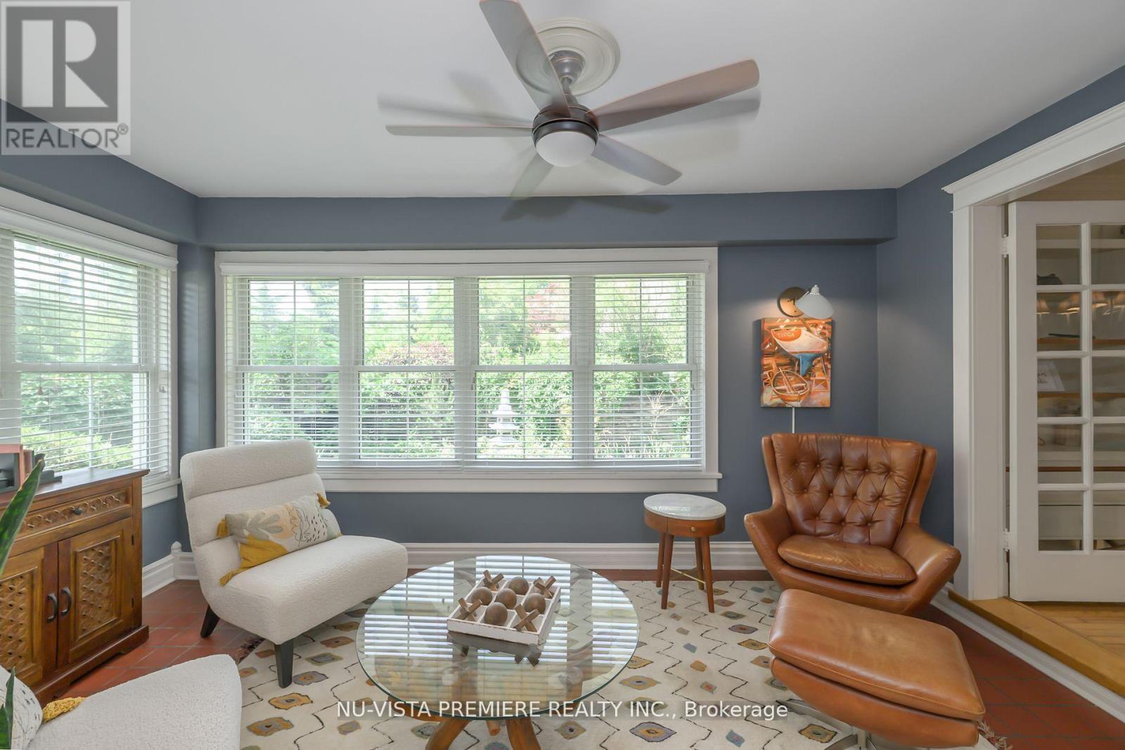 Photo 15 of 50 for 146 Commissioners Road E