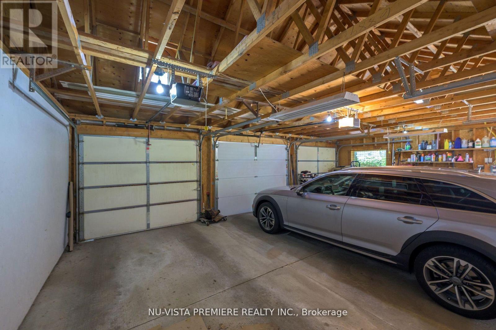 Photo 48 of 50 for 146 Commissioners Road E