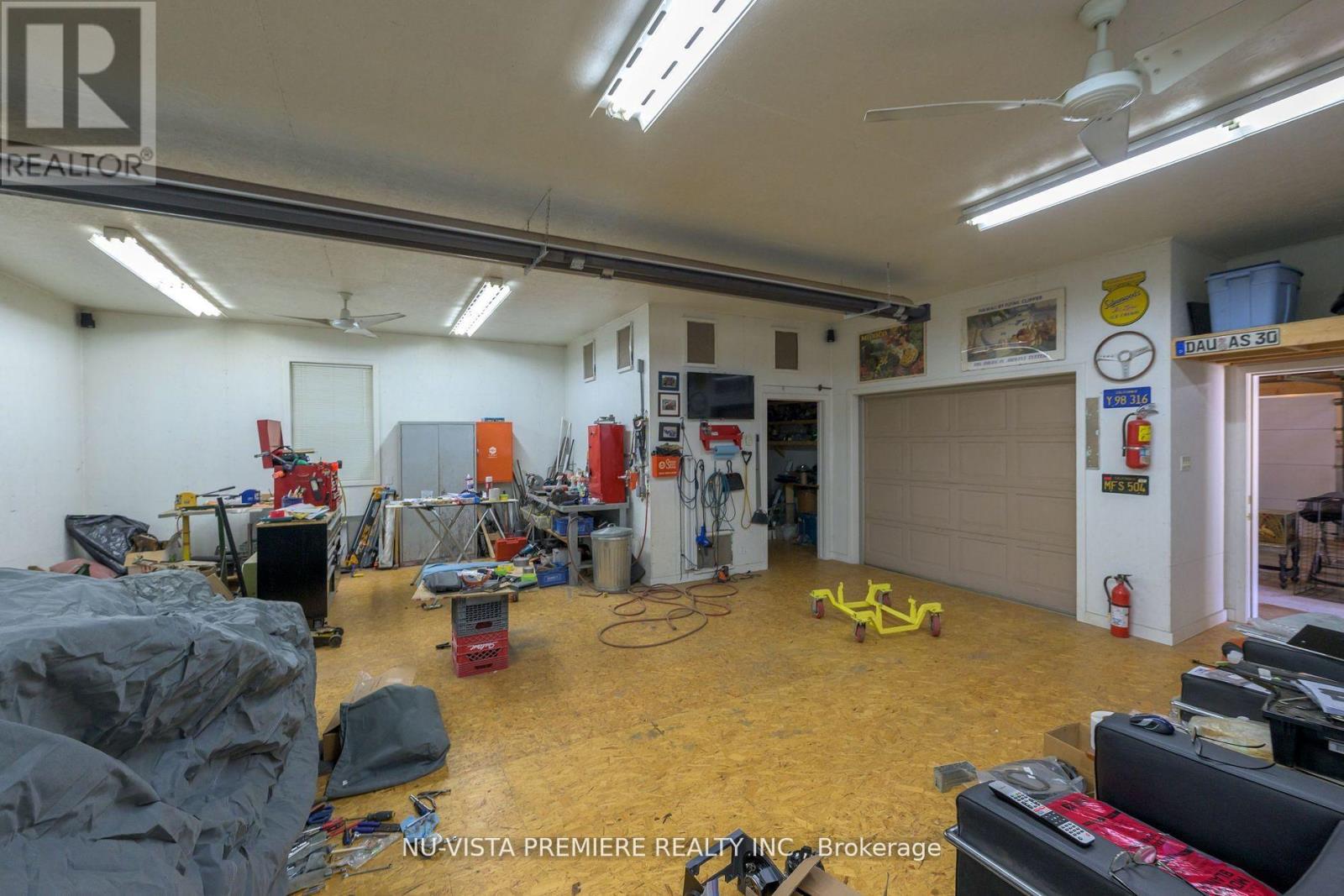 Photo 50 of 50 for 146 Commissioners Road E