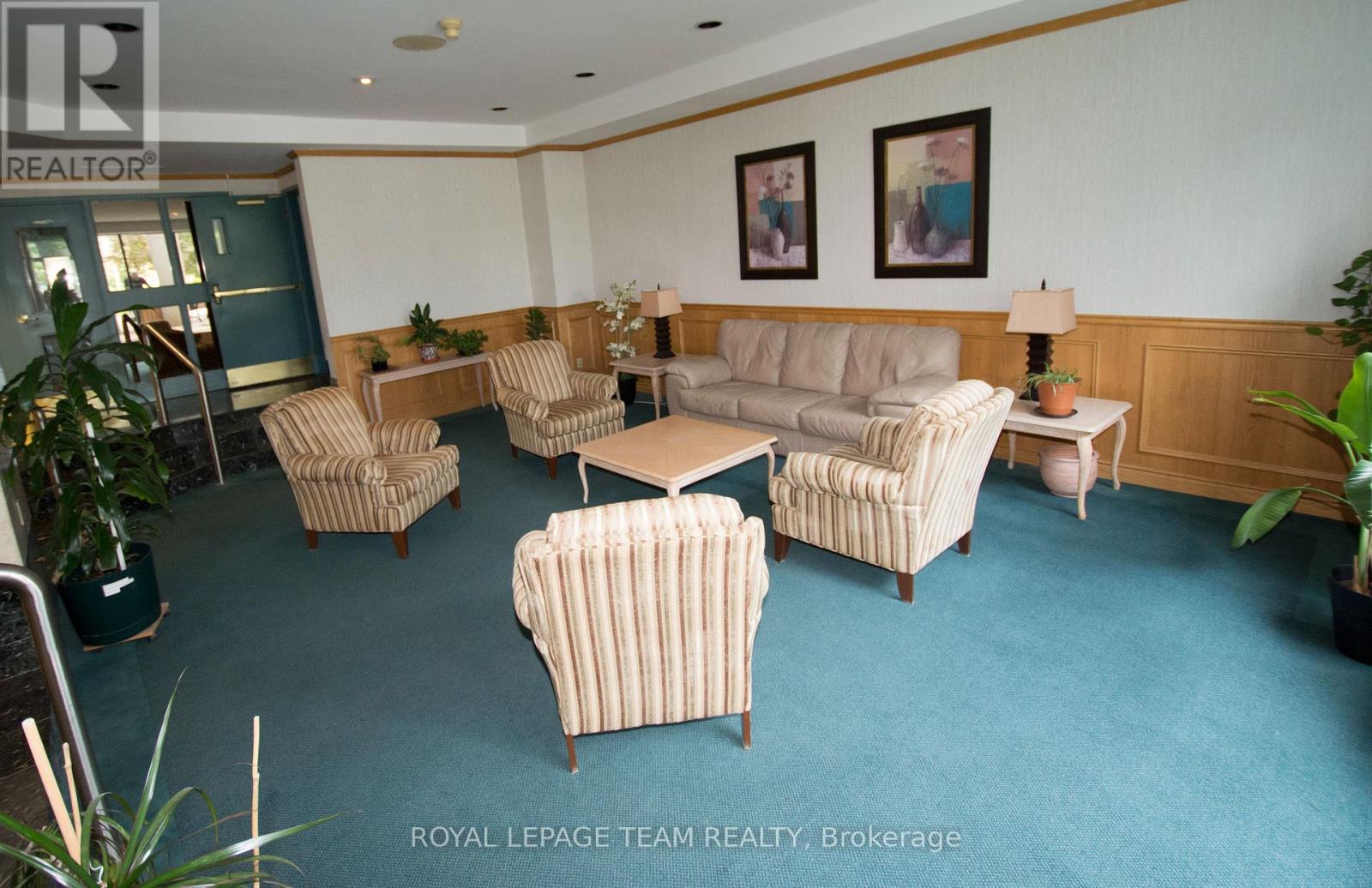 319 - 1025 Grenon Avenue, Ottawa, Ontario  K2B 8S5 - Photo 3 - X12525200