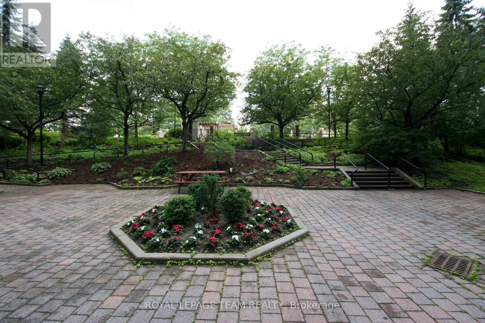 319 - 1025 Grenon Avenue, Ottawa, Ontario  K2B 8S5 - Photo 14 - X12525200