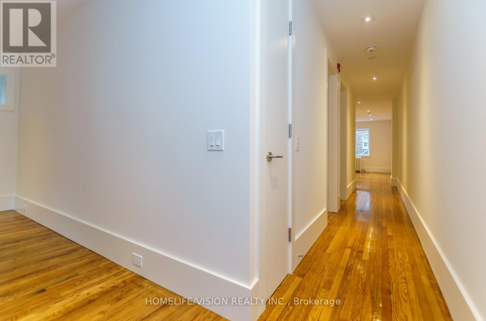 5 - 302 Sumach Street, Toronto, Ontario  M5K 3K5 - Photo 2 - C12527578