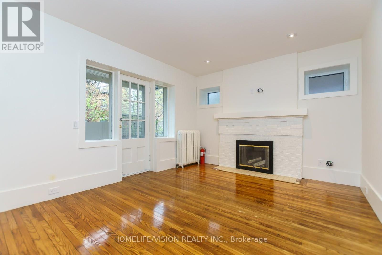 5 - 302 Sumach Street, Toronto, Ontario  M5K 3K5 - Photo 3 - C12527578