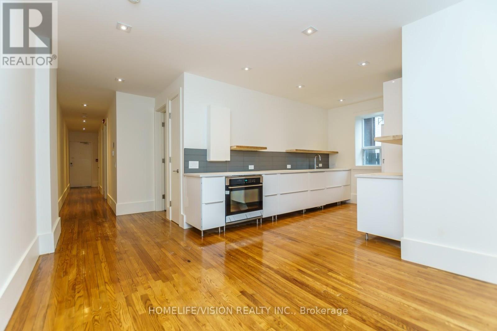 5 - 302 Sumach Street, Toronto, Ontario  M5K 3K5 - Photo 4 - C12527578