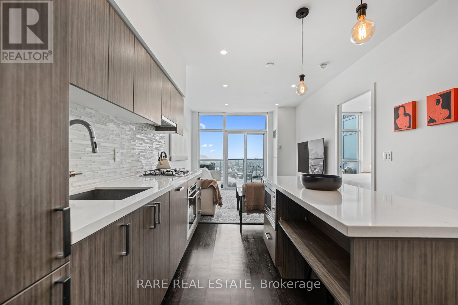 2106 - 501 St. Clair Avenue W, Toronto, Ontario  M5P 0A2 - Photo 3 - C12527606