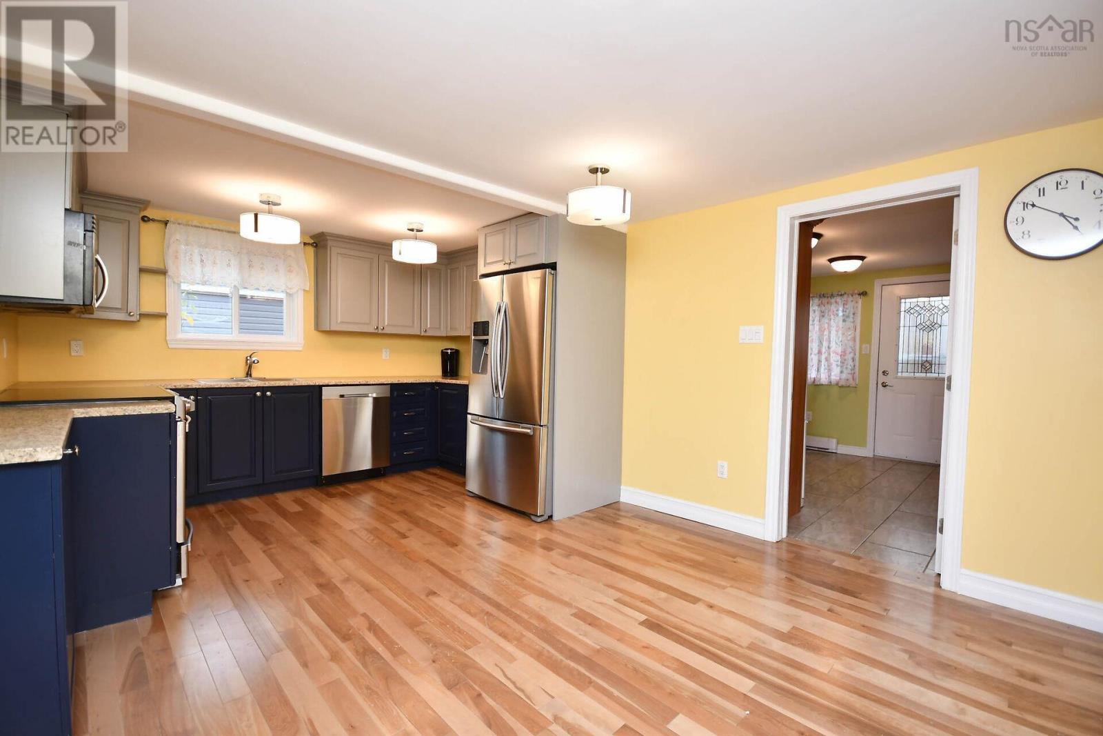 12 Provost Street, Dartmouth, Nova Scotia  B2W 1B4 - Photo 12 - 202527272