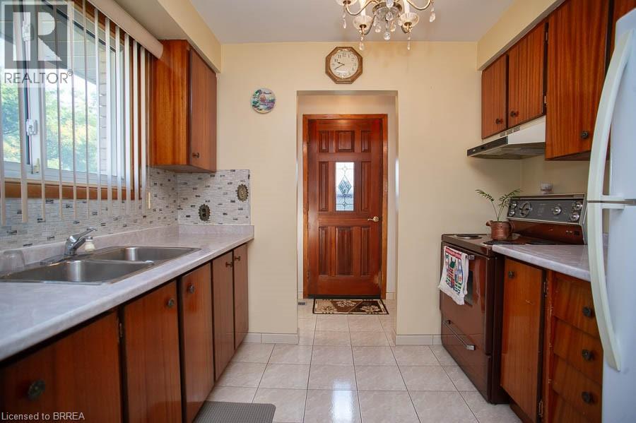 10 Linden Avenue, Brantford, Ontario  N3S 7E2 - Photo 7 - 40785861