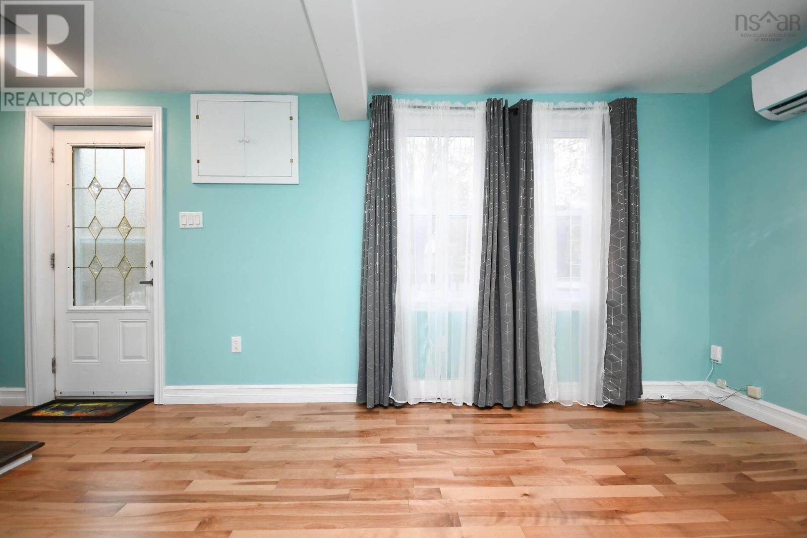 12 Provost Street, Dartmouth, Nova Scotia  B2W 1B4 - Photo 11 - 202527272