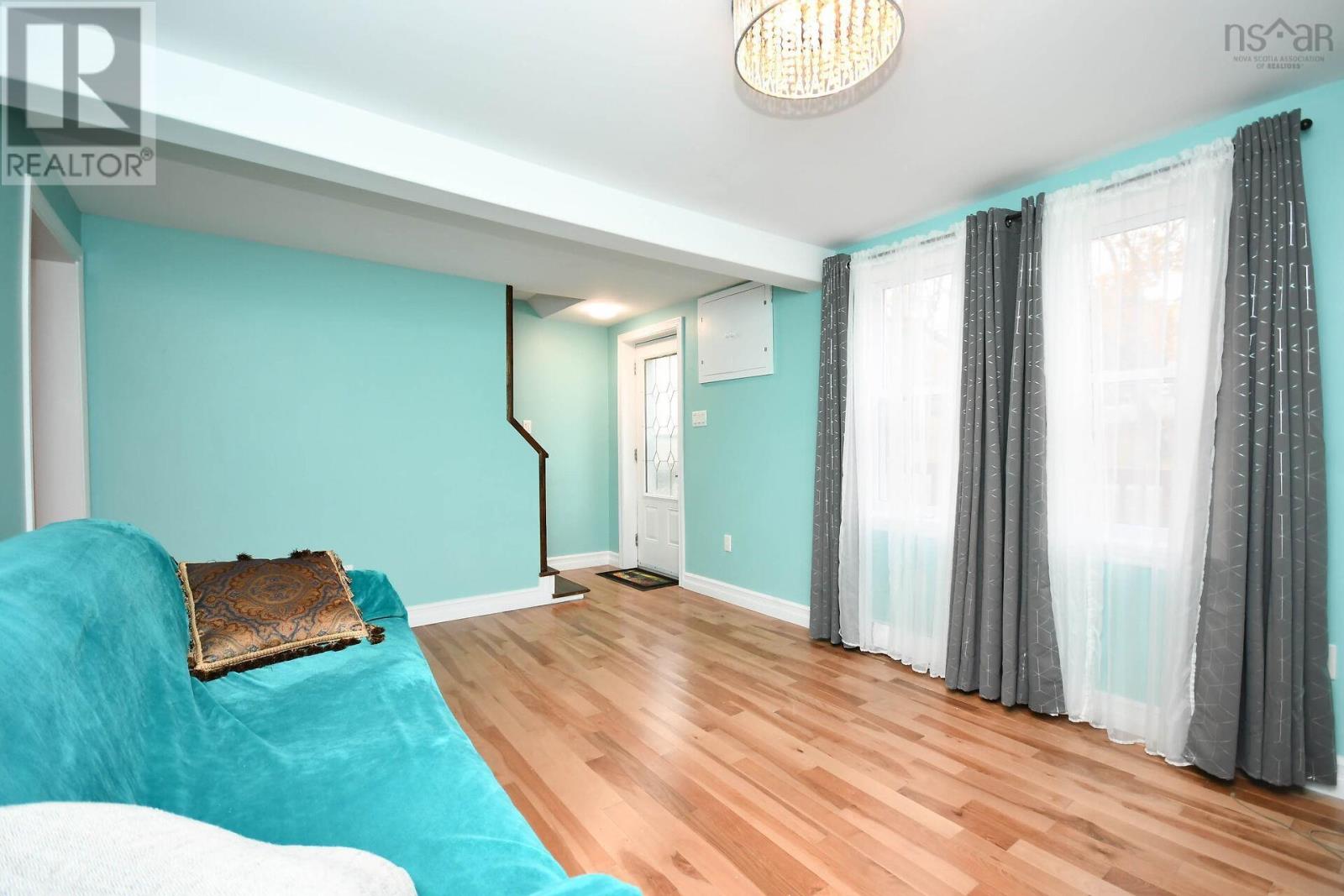 12 Provost Street, Dartmouth, Nova Scotia  B2W 1B4 - Photo 8 - 202527272