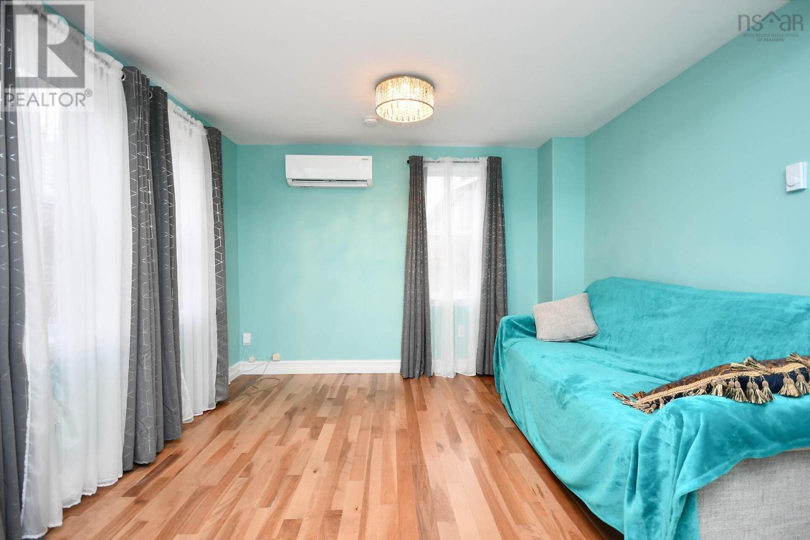 12 Provost Street, Dartmouth, Nova Scotia  B2W 1B4 - Photo 7 - 202527272