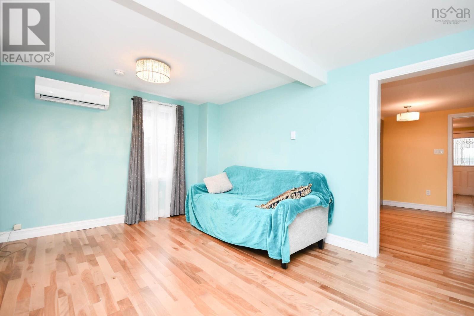 12 Provost Street, Dartmouth, Nova Scotia  B2W 1B4 - Photo 6 - 202527272