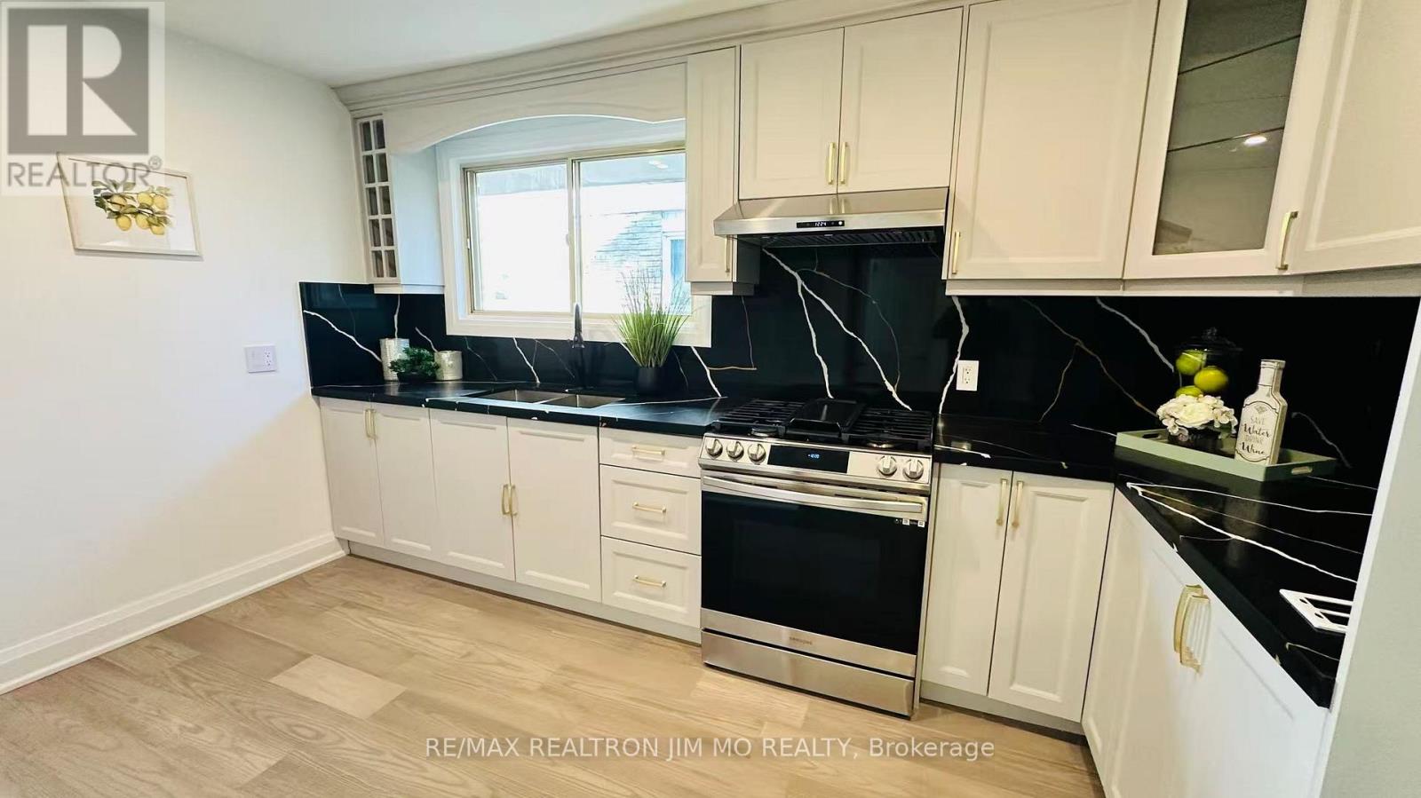 Upper - 65 Heaslip Terrace, Toronto, Ontario  M1T 1W8 - Photo 2 - E12527608