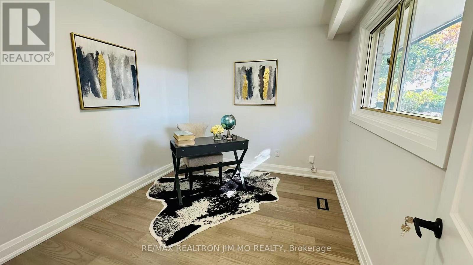 Upper - 65 Heaslip Terrace, Toronto, Ontario  M1T 1W8 - Photo 5 - E12527608