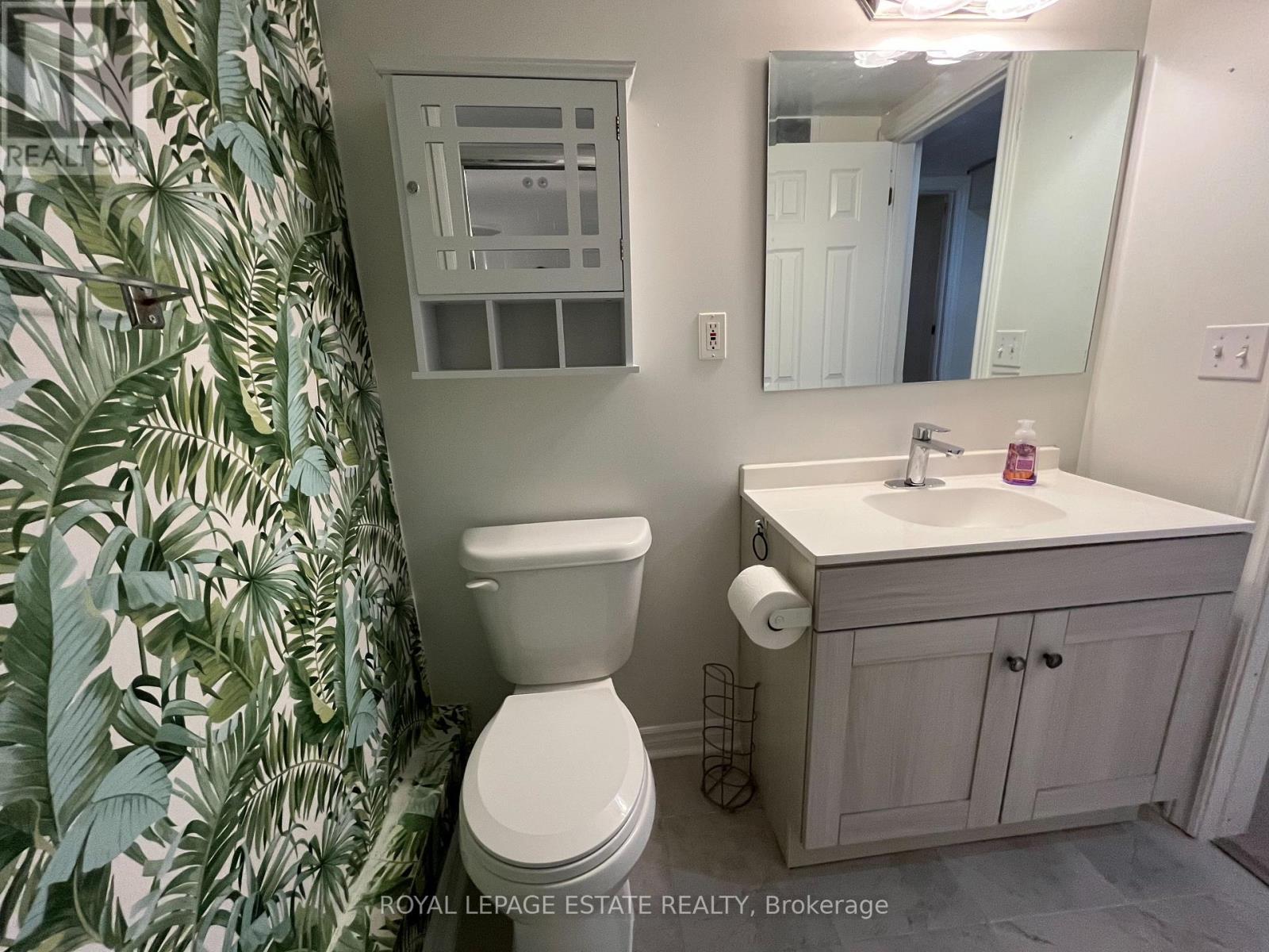 Basement - 5 Edgewood Gardens, Toronto, Ontario  M4L 3H4 - Photo 21 - E12527620