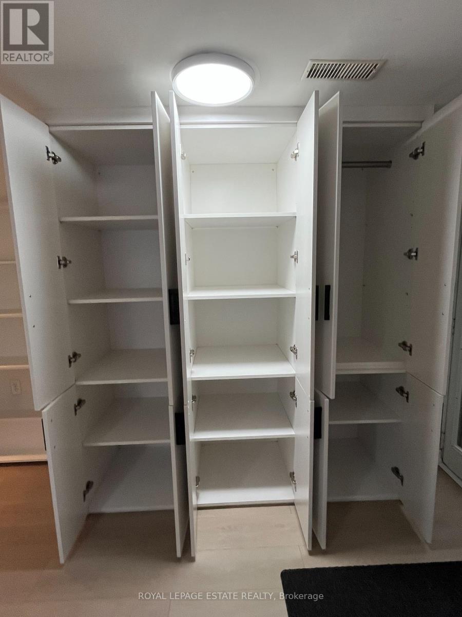 Basement - 5 Edgewood Gardens, Toronto, Ontario  M4L 3H4 - Photo 9 - E12527620