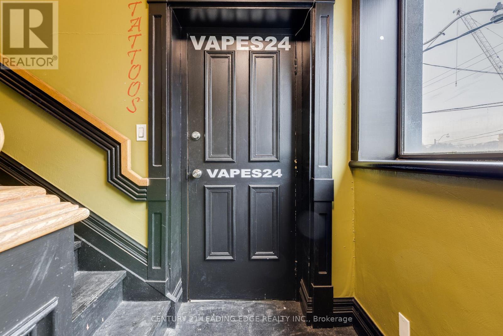 706 Pape Avenue, Toronto, Ontario  M4K 3S7 - Photo 5 - E12527648