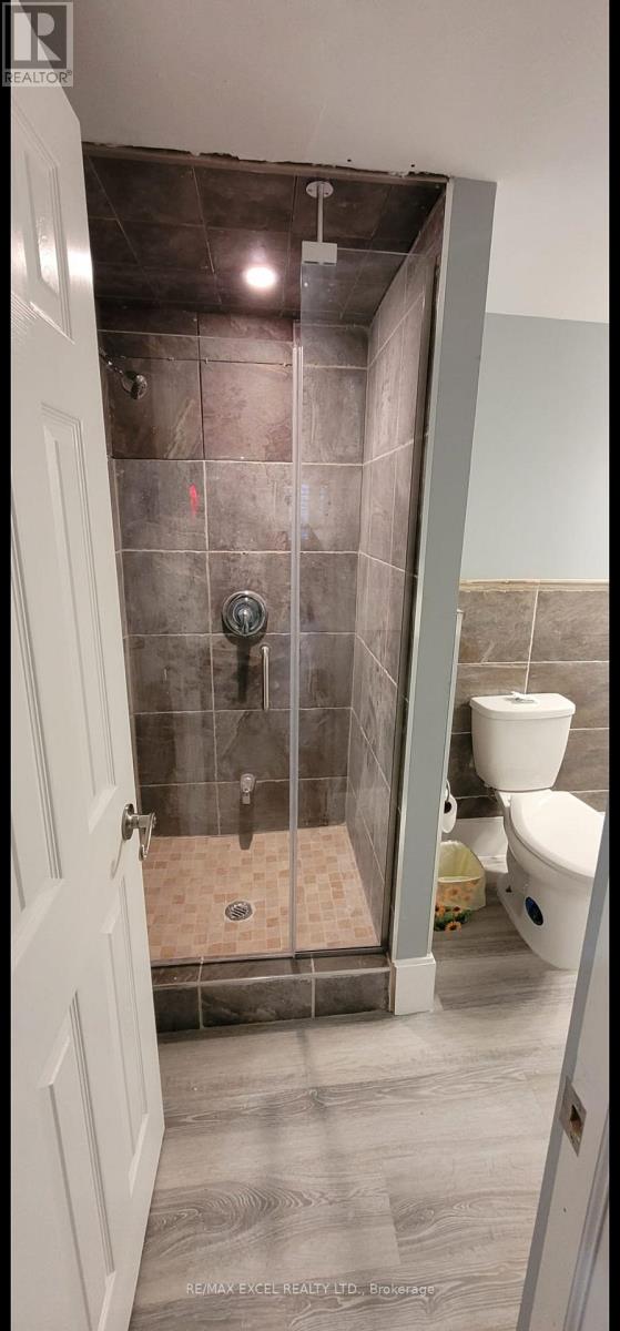 95 Lady Karen Crescent  Basement, Vaughan, Ontario  L6A 4M3 - Photo 10 - N12527616