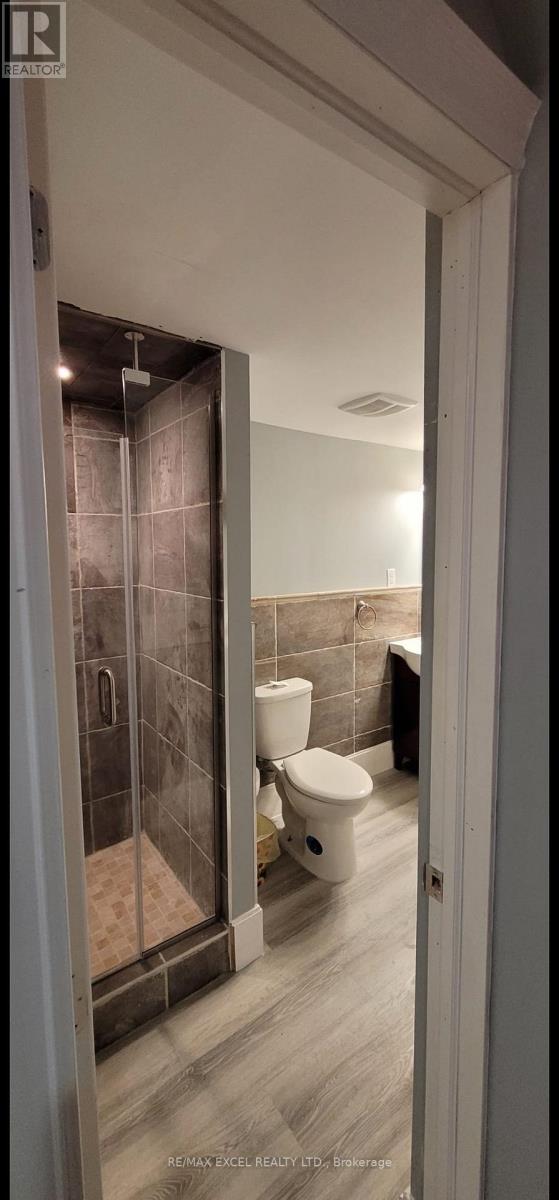 95 Lady Karen Crescent  Basement, Vaughan, Ontario  L6A 4M3 - Photo 9 - N12527616