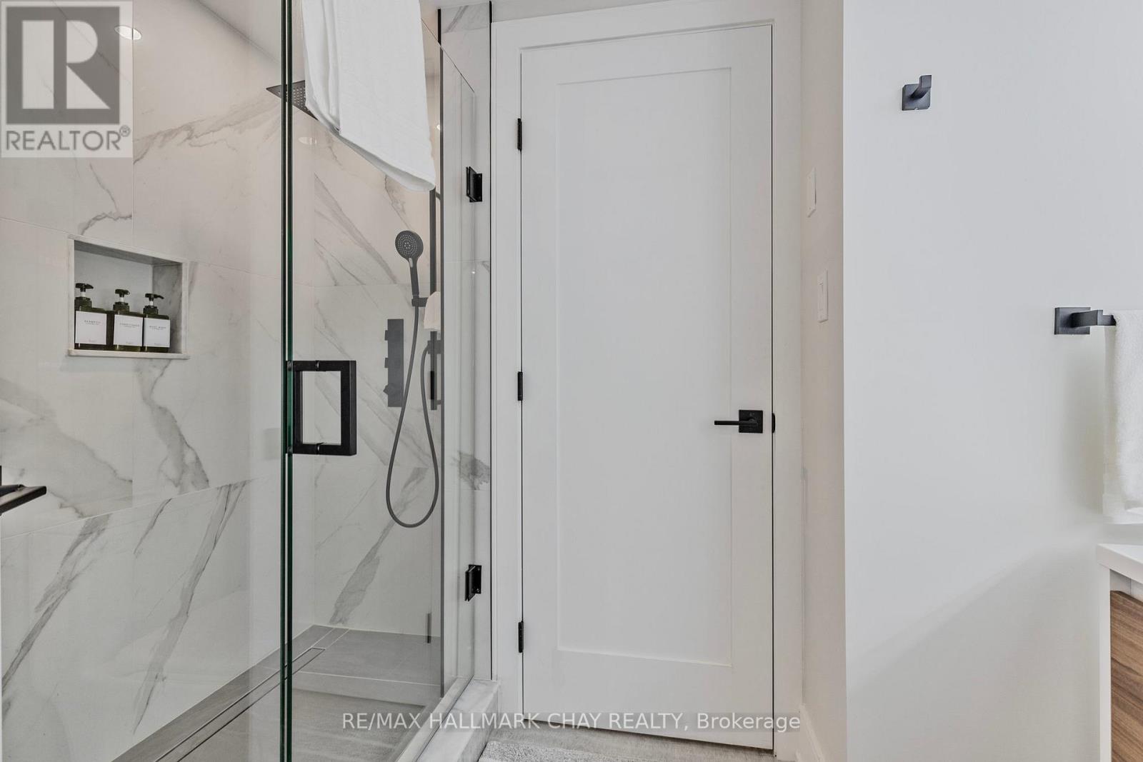 Lower - 12 Tower Court, Bradford West Gwillimbury, Ontario  L3Z 2V2 - Photo 13 - N12527626