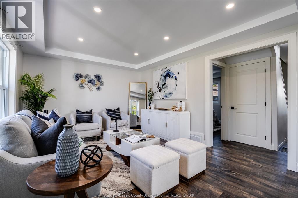 1451 Olive, Windsor, Ontario N8Y 4M3 - Photo 2 - 25028350