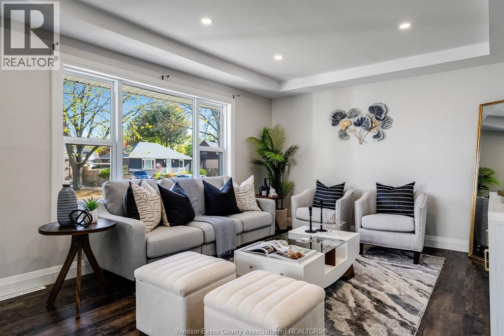 1451 Olive, Windsor, Ontario N8Y 4M3 - Photo 4 - 25028350