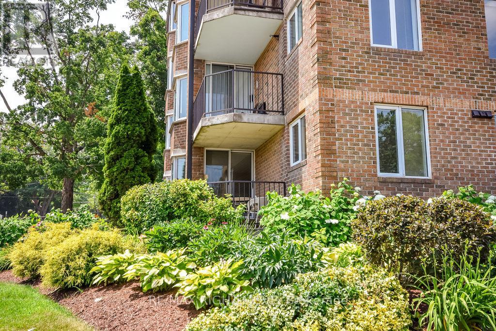 101 - 95 Matchedash Street N, Orillia, Ontario  L3V 4T9 - Photo 2 - S12527622