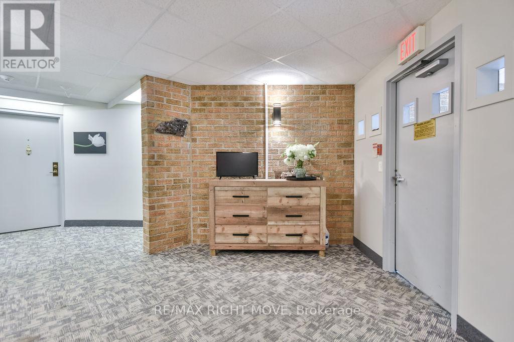 101 - 95 Matchedash Street N, Orillia, Ontario  L3V 4T9 - Photo 44 - S12527622