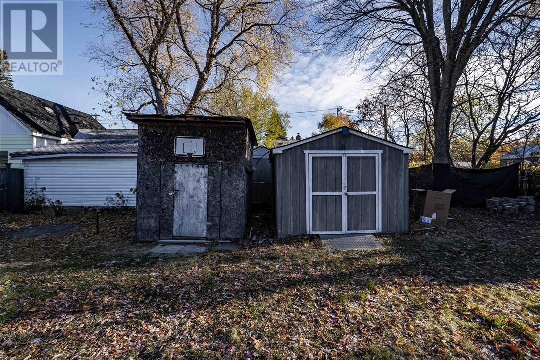 459 Wembley Drive, Greater Sudbury, Ontario  P3E 1P2 - Photo 3 - 2125512