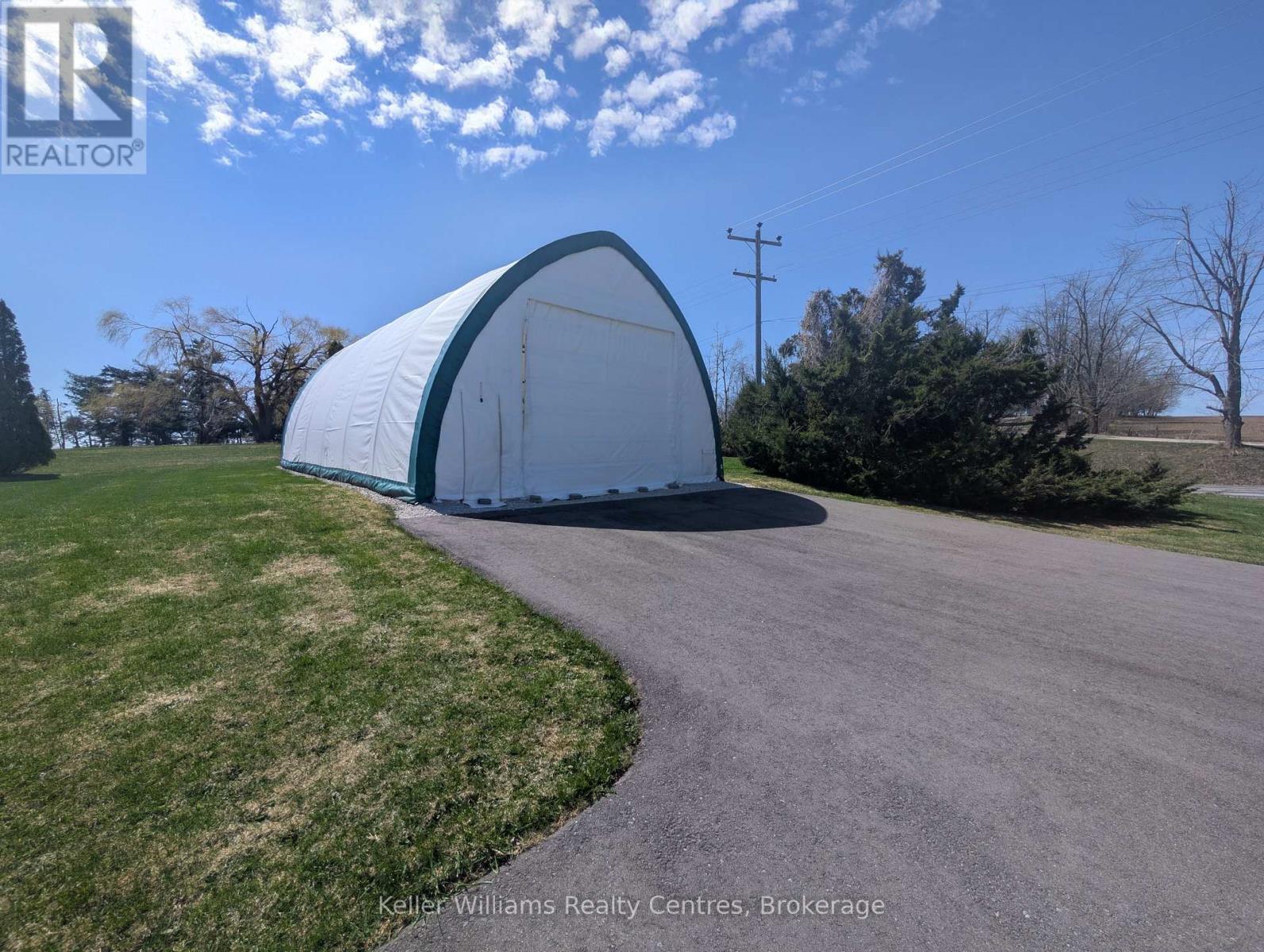 2219 County Rd 42, Clearview, Ontario  L0M 1S0 - Photo 49 - S12527710