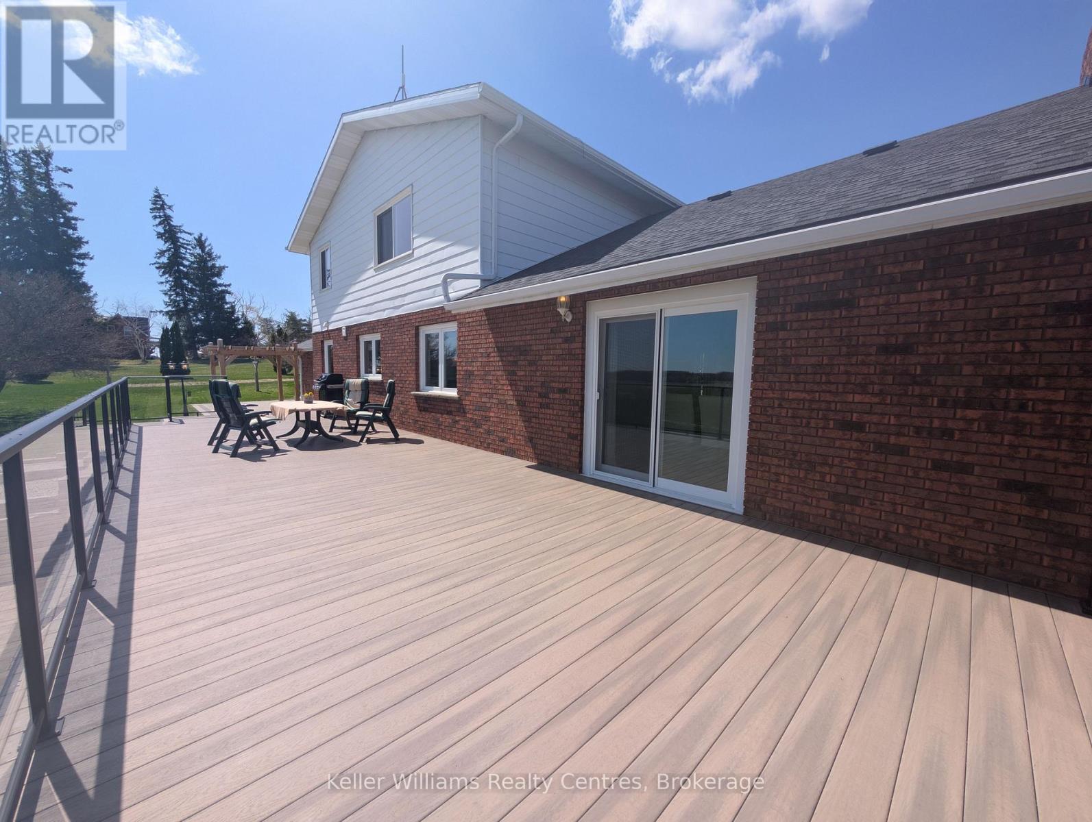 2219 County Rd 42, Clearview, Ontario  L0M 1S0 - Photo 7 - S12527710