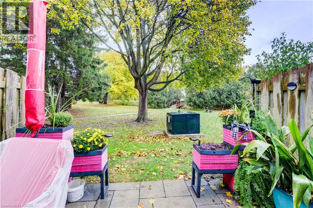 513 Weber Street Unit# E, Waterloo, Ontario  N2L 4G1 - Photo 37 - 40784792