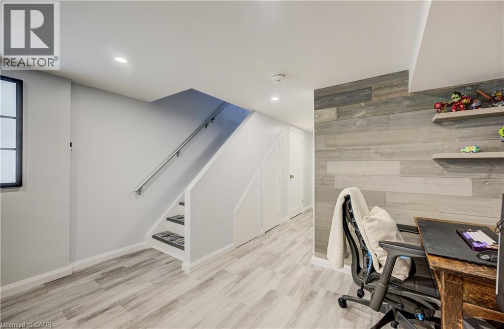 513 Weber Street Unit# E, Waterloo, Ontario  N2L 4G1 - Photo 30 - 40784792