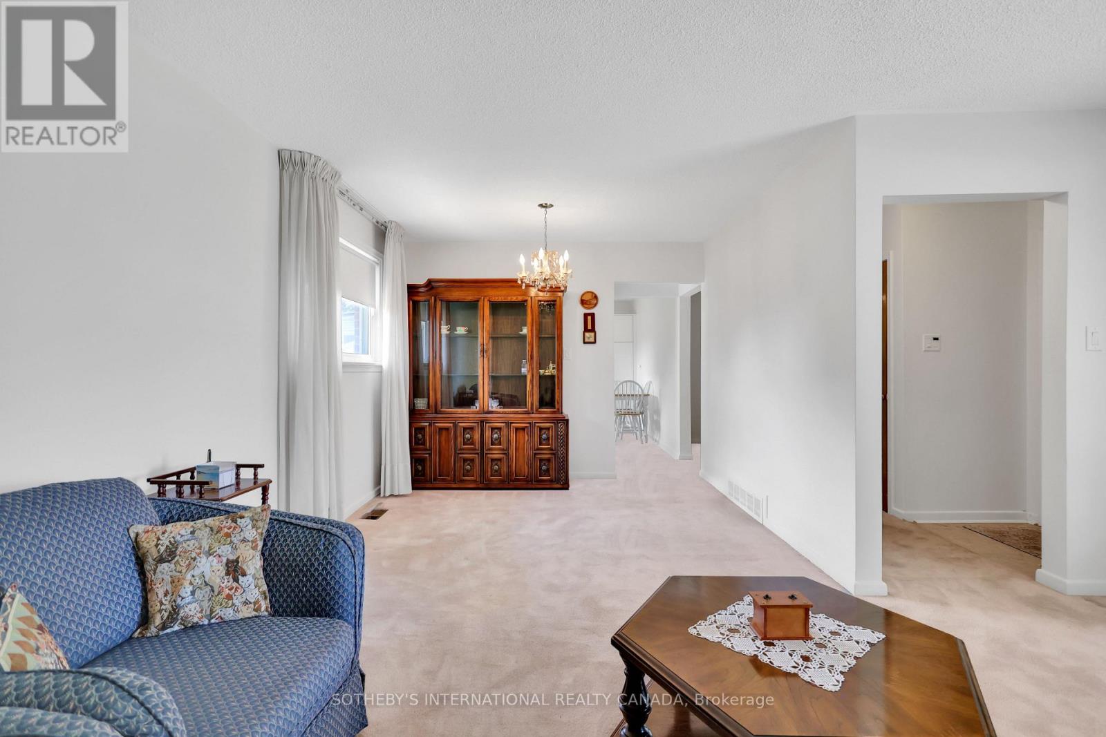 2506 Constable Road, Mississauga, Ontario  L5J 1W1 - Photo 9 - W12527594