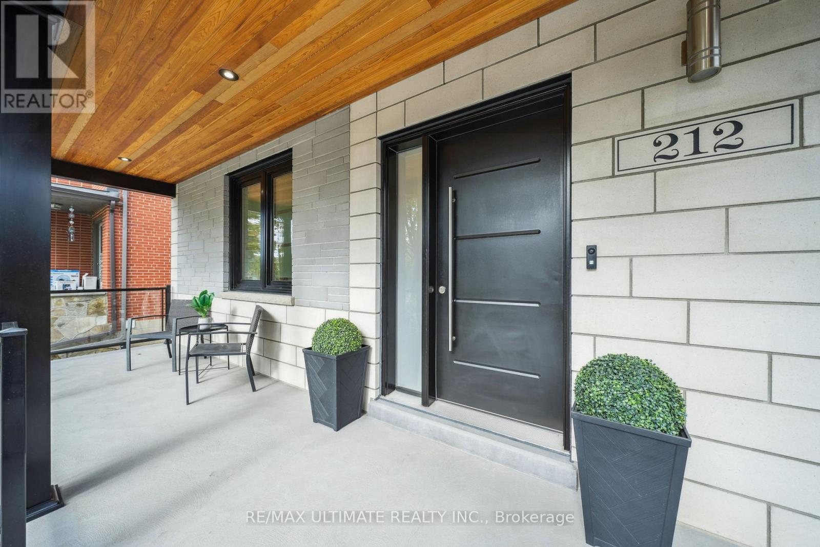 212 Queenslea Avenue, Toronto, Ontario  M9N 2L6 - Photo 2 - W12527630