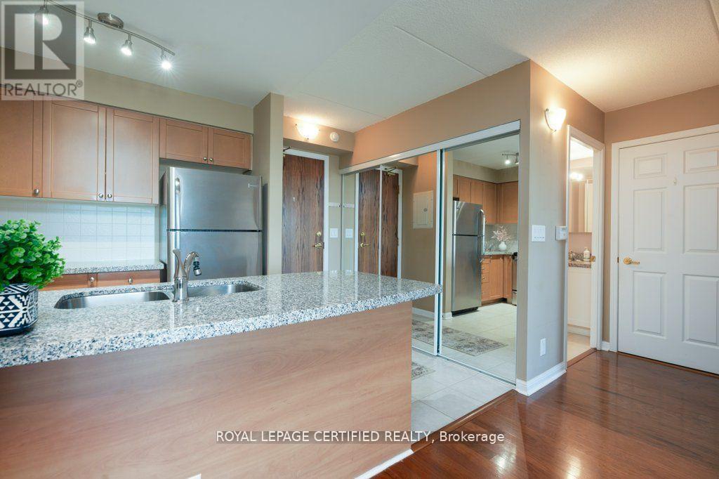 317 - 65 Via Rosedale, Brampton, Ontario  L6R 3N8 - Photo 14 - W12527658