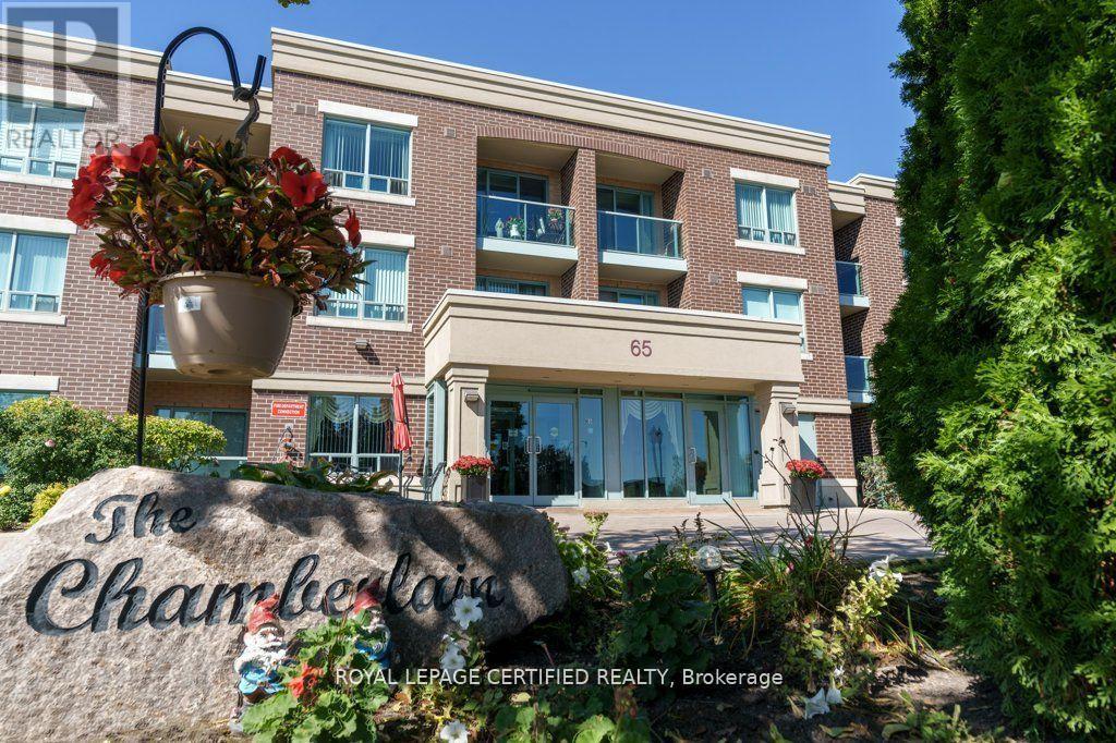 317 - 65 Via Rosedale, Brampton, Ontario  L6R 3N8 - Photo 2 - W12527658