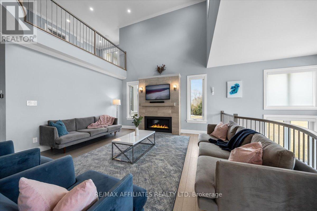 724 Mcmanus Avenue, Ottawa, Ontario  K4M 0B2 - Photo 7 - X12046105