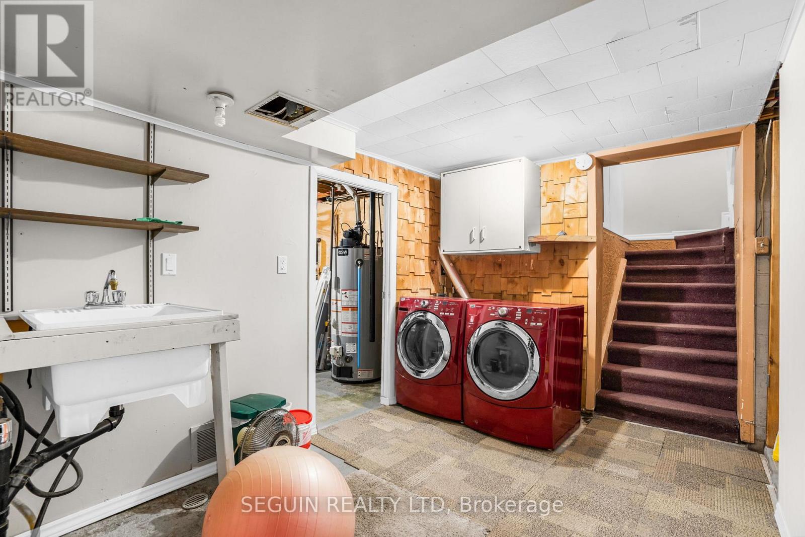 460 Theriault Street, Hawkesbury, Ontario  K6A 1Z3 - Photo 25 - X12527688