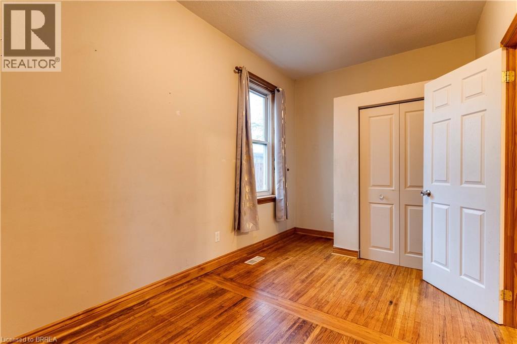 257 Grand River Avenue, Brantford, Ontario  N3T 4Y5 - Photo 12 - 40783807