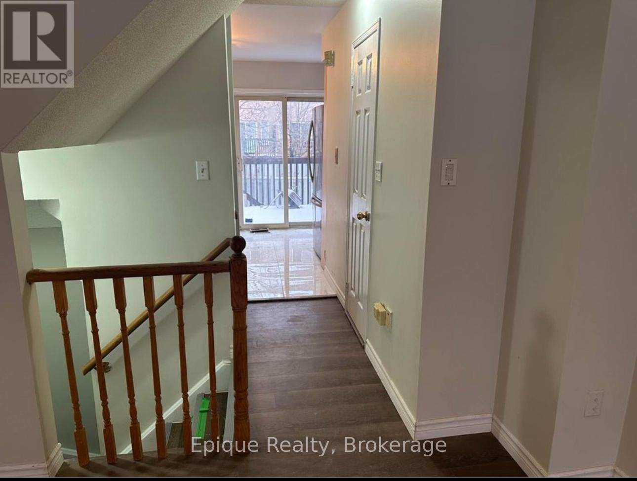 14 - 75 Strathaven Drive, Mississauga, Ontario  L5R 3W1 - Photo 7 - W12422653