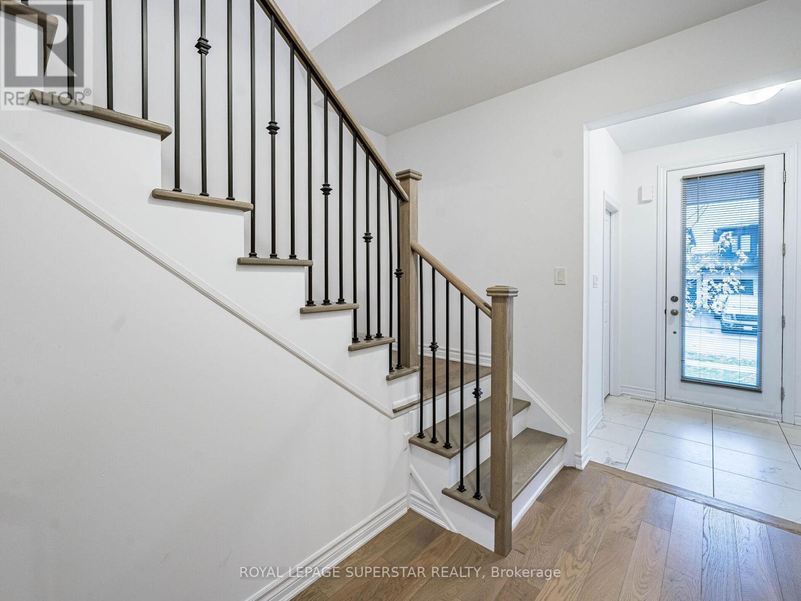 42 Eberhardt Drive, Wasaga Beach, Ontario  L9E 0K6 - Photo 22 - S12517086