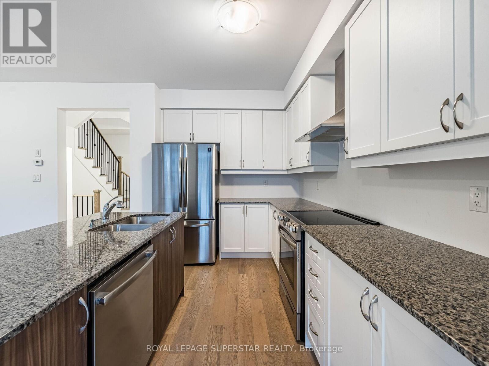 42 Eberhardt Drive, Wasaga Beach, Ontario  L9E 0K6 - Photo 14 - S12517086