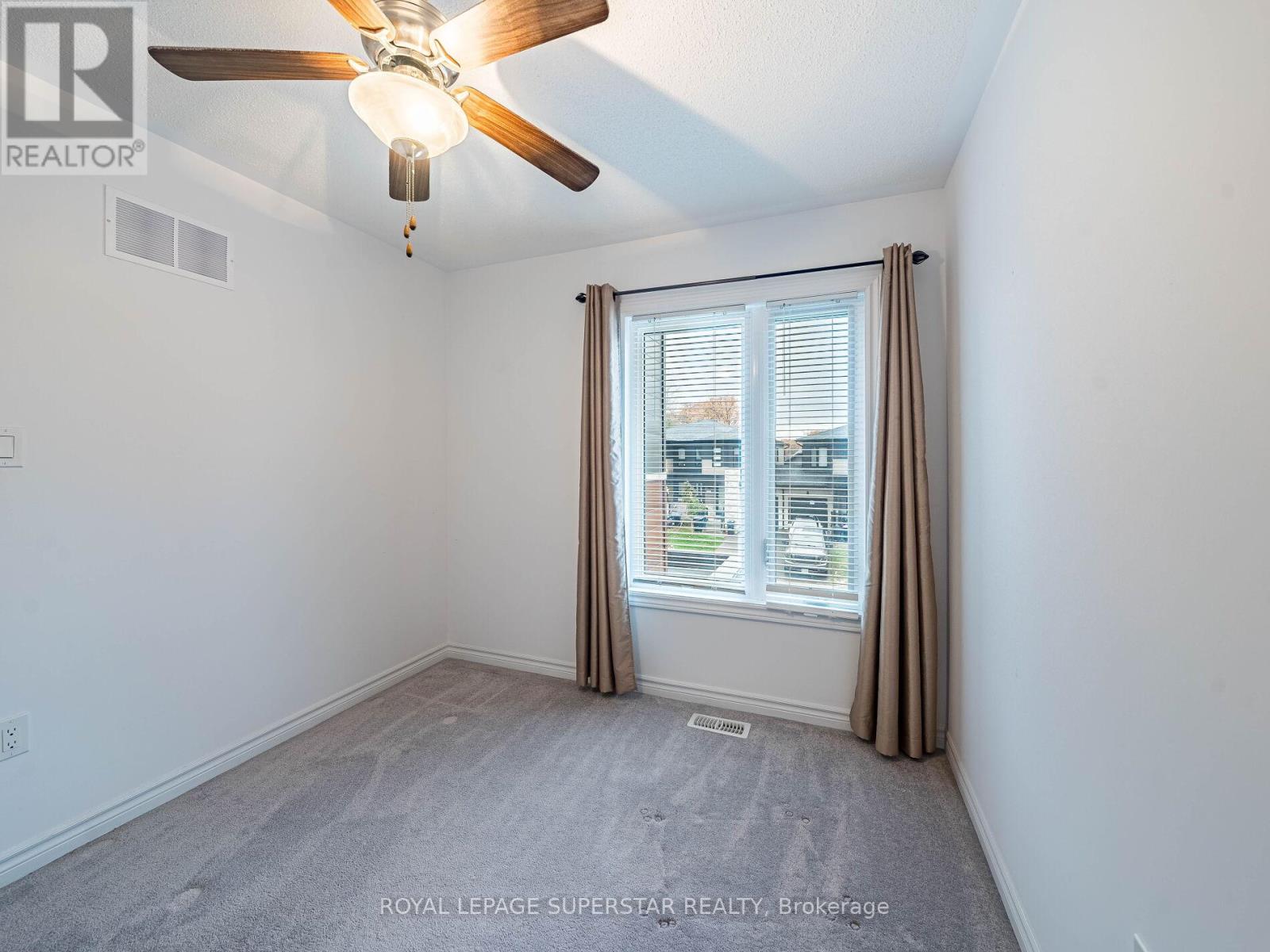 42 Eberhardt Drive, Wasaga Beach, Ontario  L9E 0K6 - Photo 40 - S12517086