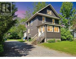 436 QUEEN STREET, Midland, Ontario