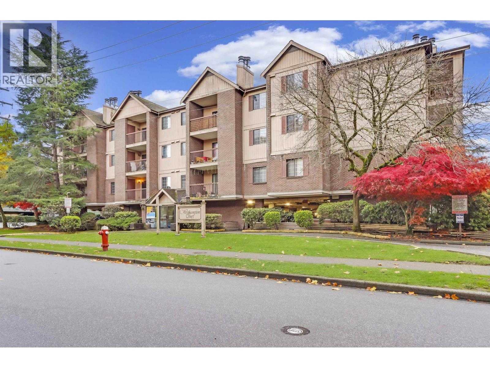 322 8500 ACKROYD ROAD, Richmond, British Columbia