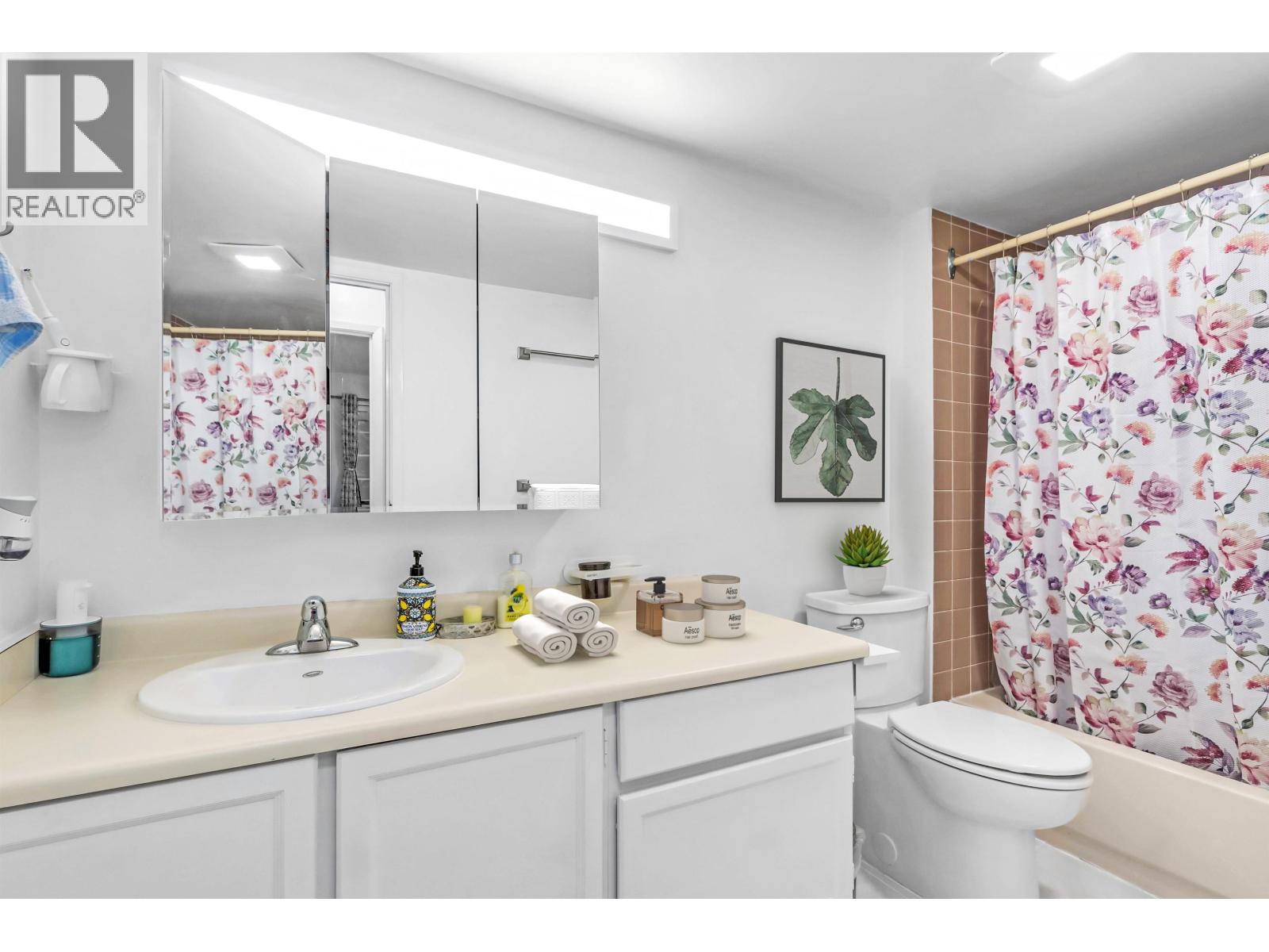 322 8500 Ackroyd Road, Richmond, British Columbia  V6X 3H8 - Photo 9 - R3065413