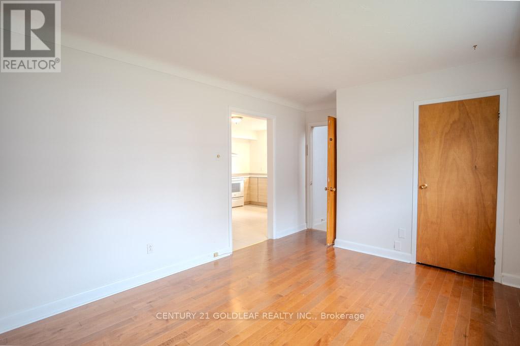 151 Montfort Street, Ottawa, Ontario K1L 5P5 - Photo 13 - X12250879